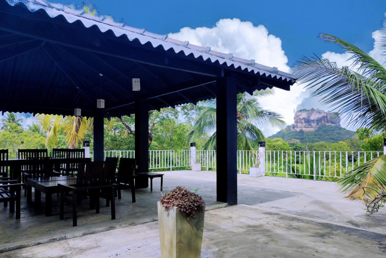 Lakmini Lodge สิกิริยา ภายนอก รูปภาพ