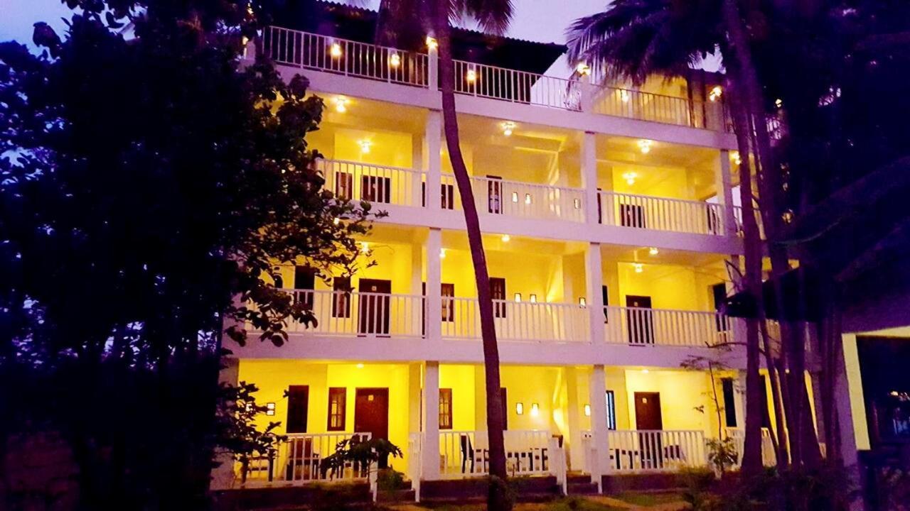 Lakmini Lodge สิกิริยา ภายนอก รูปภาพ